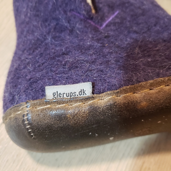 Women's Purple Wool Boots - Picture 2 of 9